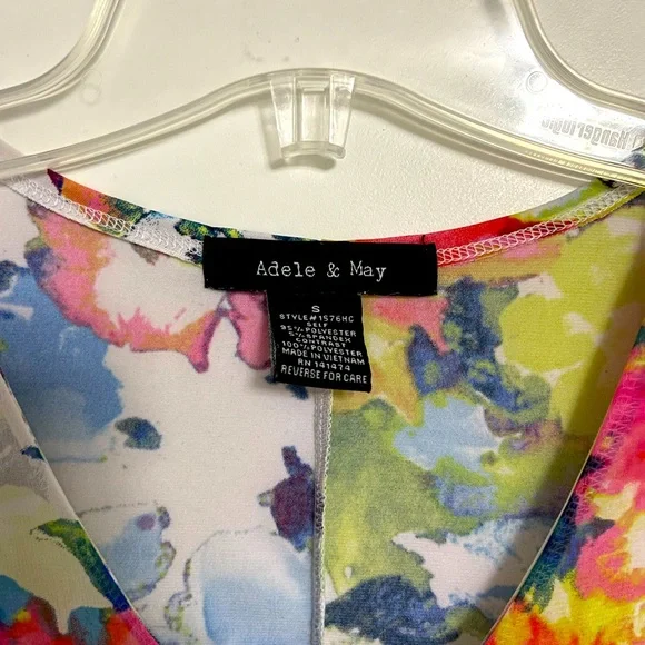 Adele & May - Women Blouse - Picture 3 of 5